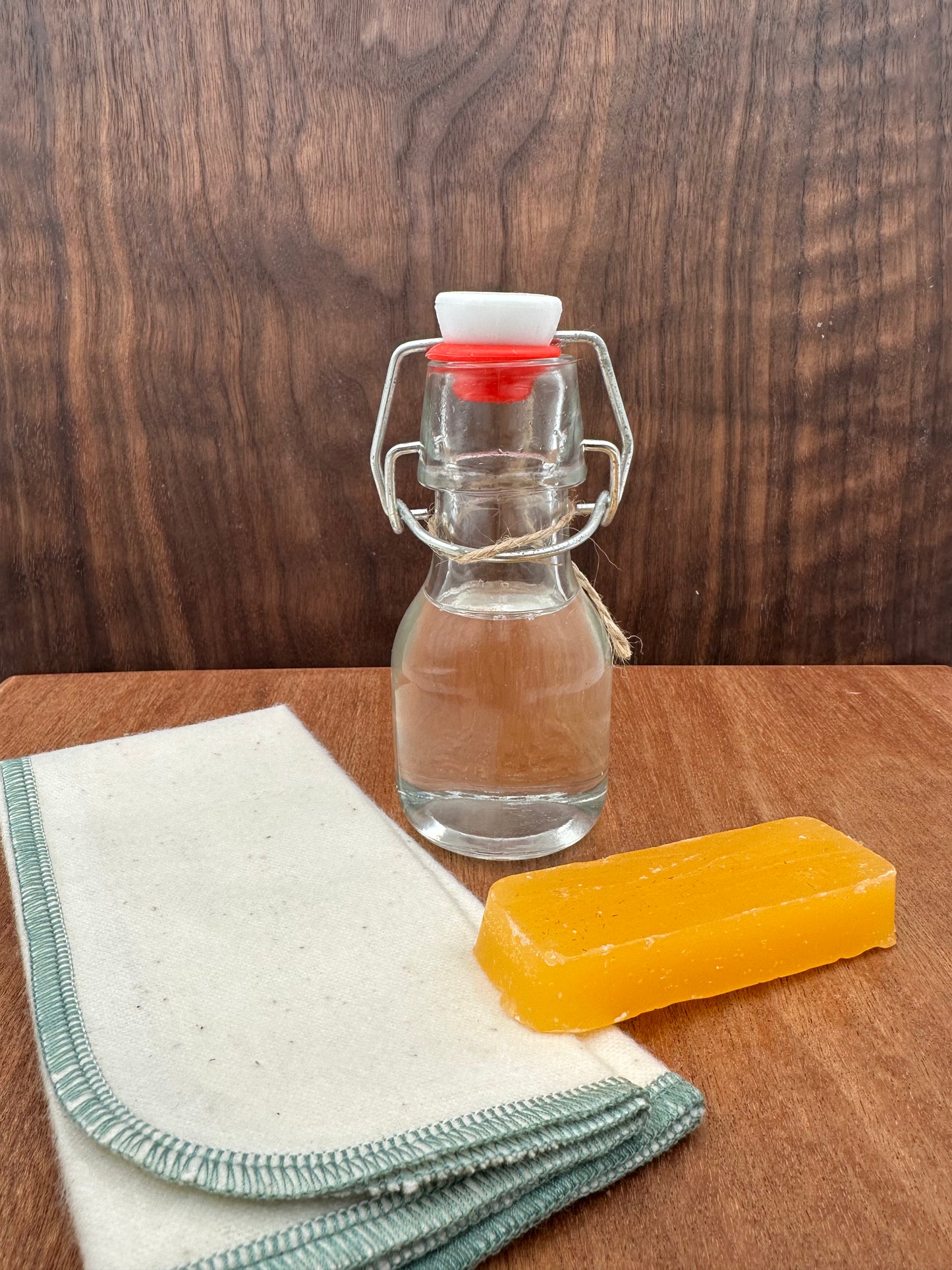 MADWOOD Pure Board Care Kit — organic beeswax and coconut oil for wood cutting boards